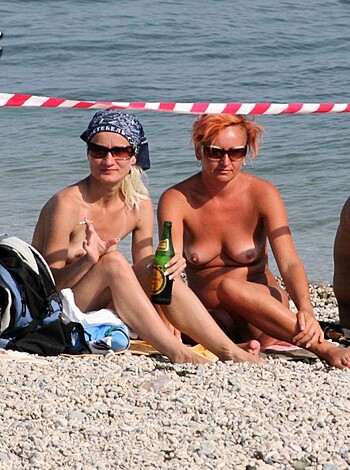 Naturism Naturist Candid Amateur Voyeur  - Photo 51
