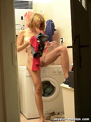 Russian Voyeur 11 - Photo 30