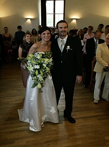 Cute Couple Indoor and Outdoor - Photo 84