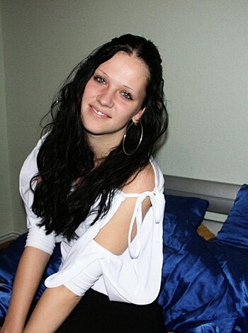 Nice ex girl Chantal on blue bed  - Photo 15