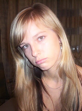 PikoTOP - Amateur Blong Girl Posing Naked - Photo 18