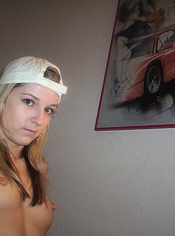 PikoTOP - Amateur Blong Girl Posing Naked - Photo 30