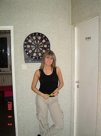Nasty Girlfriend Showing Herself Naked - Photo 17