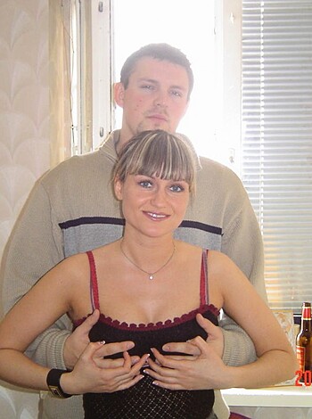Nasty Girlfriend Showing Herself Naked - Photo 23