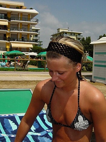 Hot Twin Sisters vacation trip (NN)  - Photo 13