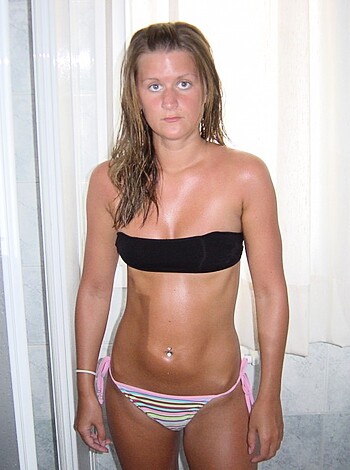 Hot Twin Sisters vacation trip (NN)  - Photo 15