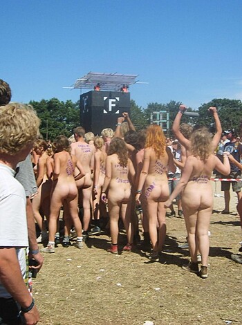 Roskilde naked run 2006  - Photo 9