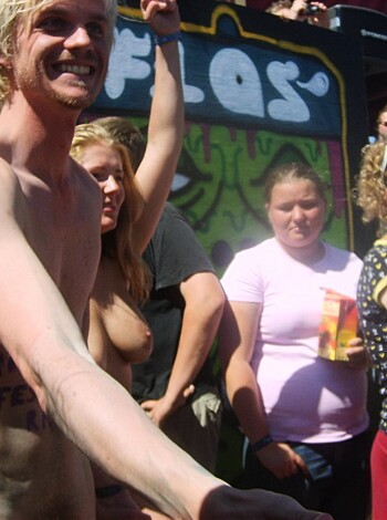Roskilde naked run 2006  - Photo 16