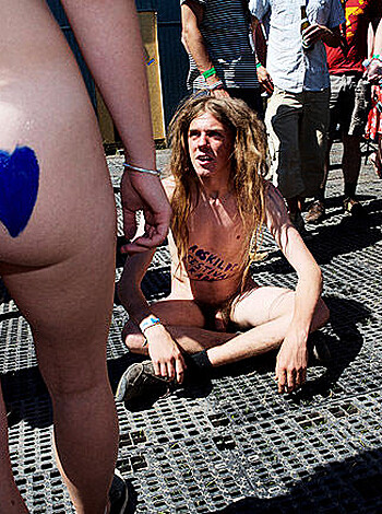 Roskilde naked run 2006  - Photo 49