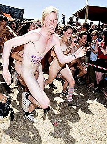 Roskilde naked run 2006  - Photo 90
