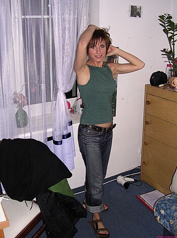 """
Look at this bitch showing off her titties.
"""