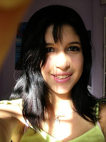 Teen girlfriend - naked homemade pics - Photo 9