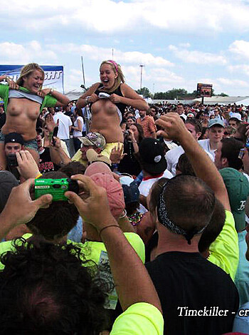Summer Festival and crazy teenagers No.01  - Photo 29