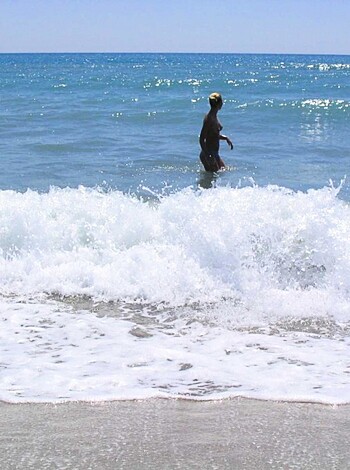 German girl and her Turkish holiday ( Nudist pics  - Photo 8