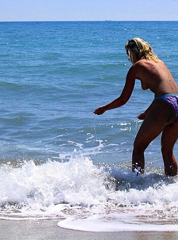 German girl and her Turkish holiday ( Nudist pics  - Photo 38