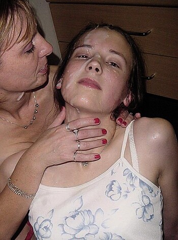 Cumshot, cumshot, cumshot on the face - Photo 22