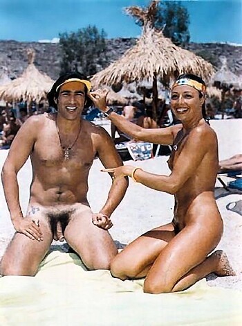 My Girlfriend Loves the Nude Beach - Photo 38