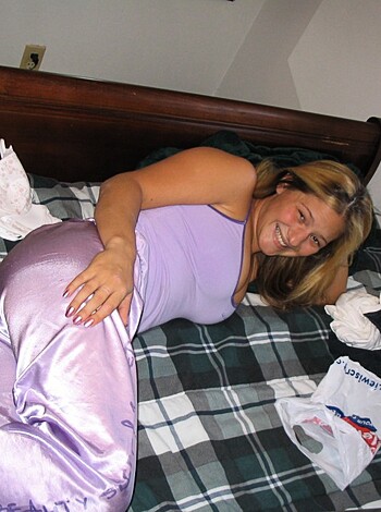 Blonde girlsexing up her bf  - Photo 5