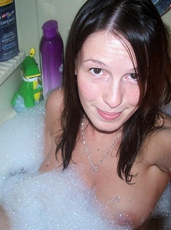Juicy amateur girlfriend  - Photo 59