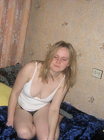 Nice blonde amateur girl  - Photo 8