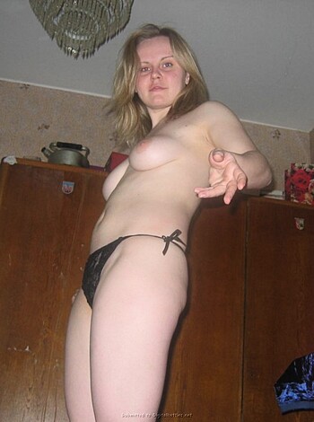 Nice blonde amateur girl  - Photo 24