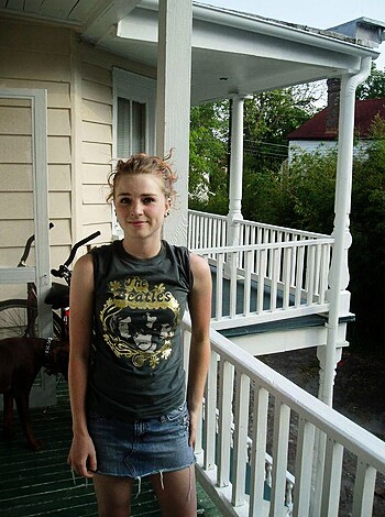 A SWEET REDHEAD AMATEUR TEEN  - Photo 1
