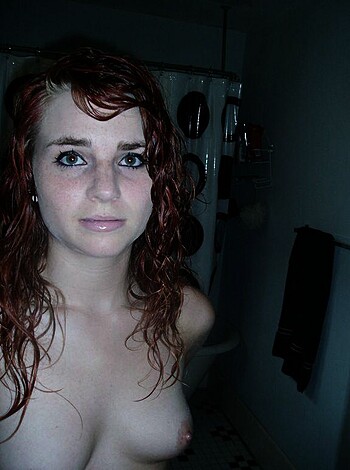 A SWEET REDHEAD AMATEUR TEEN  - Photo 9