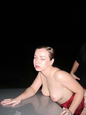 AMATEUR COUPLE - PARKING SEX  - Photo 24