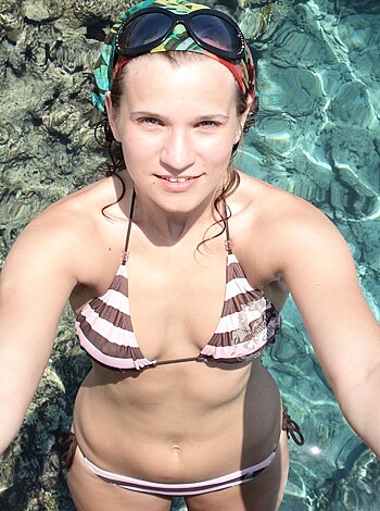 VOYEUR ON THE BEACH - Photo 96
