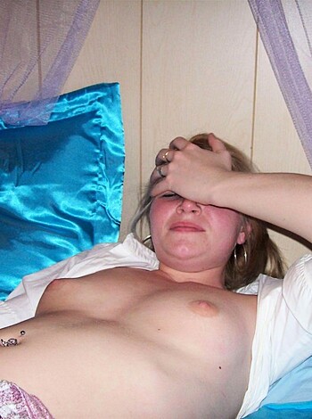 A HOT BLOND AMATEUR GIRL  - Photo 71