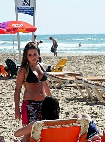 VOYEUR ON THE BEACH - Photo 164