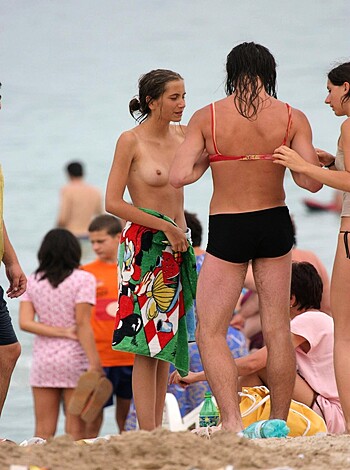 VOYEUR ON THE BEACH - Photo 178