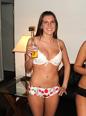 Lingerie Party - Photo 31