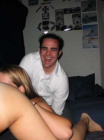 Teach her licking an girl - Photo 34