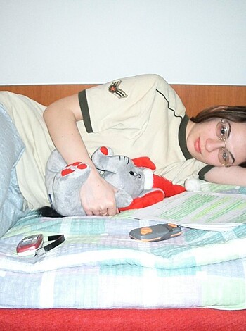 OUNG STUDENT FROM IASI UNIVERSITY - Photo 12