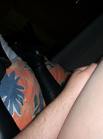 Threesome fucking at home - Photo 49