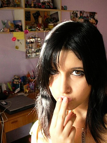 Amateur Teen Girl - Photo 23