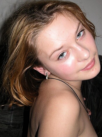 Amateur babe - Photo 26