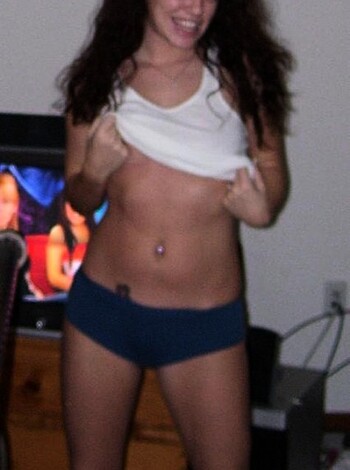 Amateur Girlfriend showing skinny pussy - Photo 66