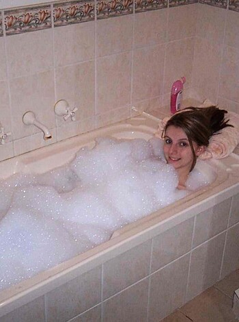 Amateur Skinny Girlfriend - Photo 8