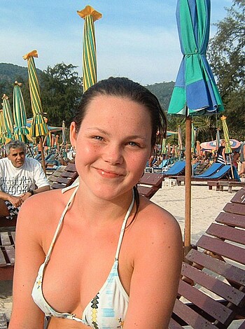 Amateur Girlfriend Anna on holiday - Photo 5