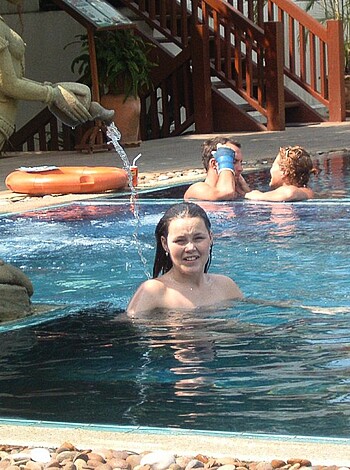 Amateur Girlfriend Anna on holiday - Photo 7
