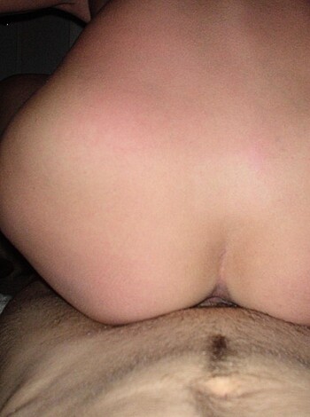 Girlfriend with skinny pussy fucked - Photo 1