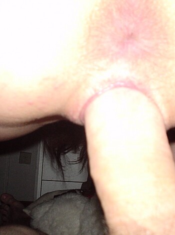 Girlfriend with skinny pussy fucked - Photo 19