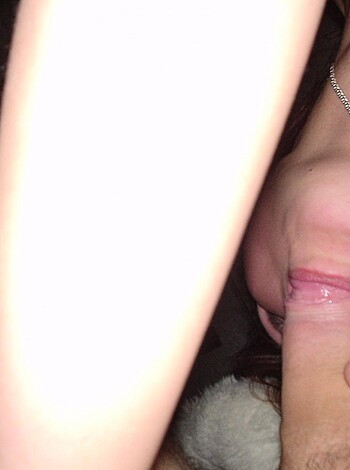 Girlfriend with skinny pussy fucked - Photo 20