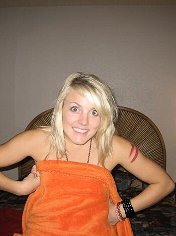 5 amateur girls selfshot NAKED - Nude slumber part - Photo 32