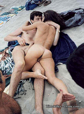 Hardcore Amateurs photos from Nude Beach No.02  - Photo 40