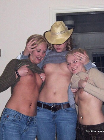 YOUNG GIRLS at PARTY- Drunk teenagers 25 - Photo 10