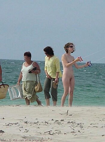 Naked Teen Girlfriend Marie-Ange at beach - Photo 1