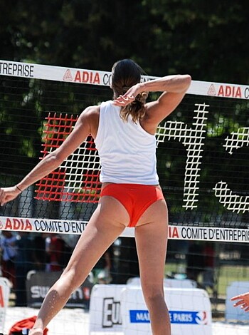 Beach Volleyball ass shots - Photo 25